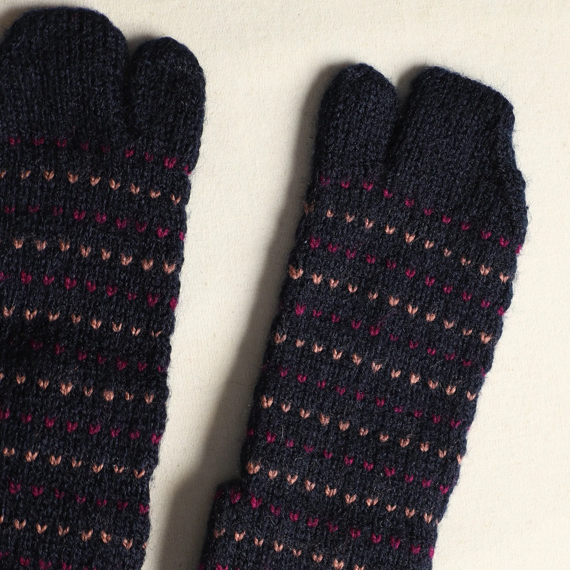 Black - Kumaun Hand Knitted Woolen Socks (Adult) 45