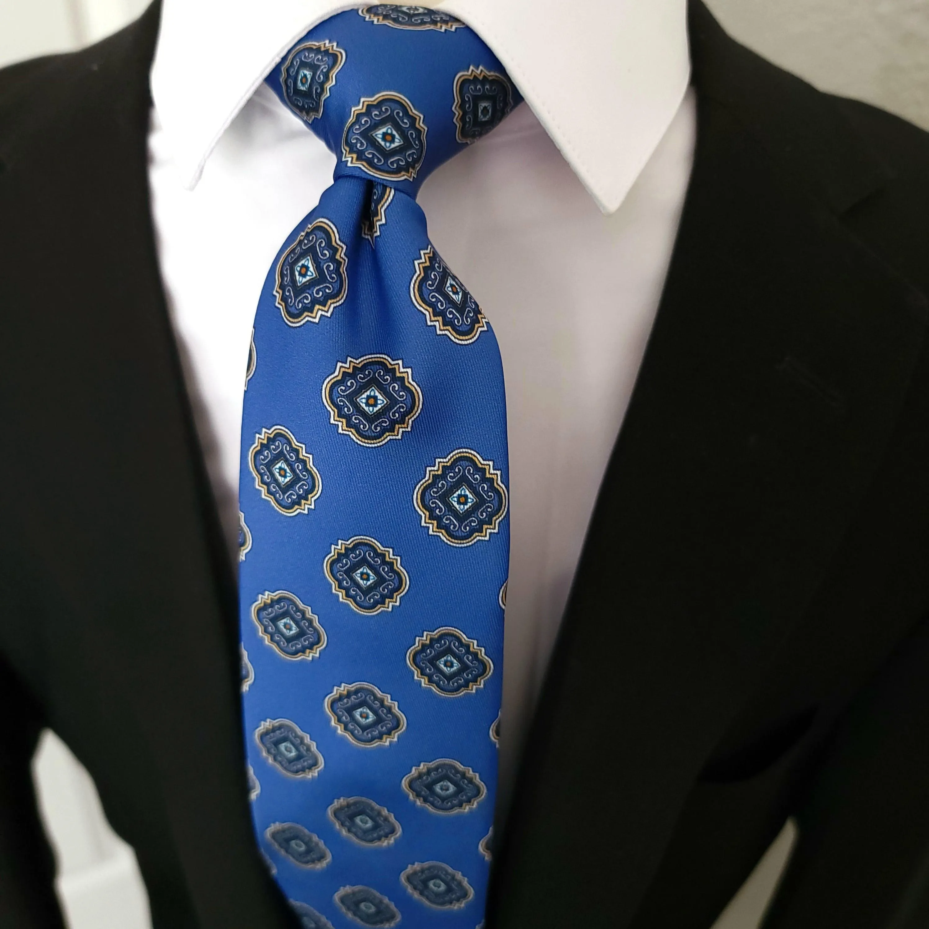 Blue Gold Dot Tie